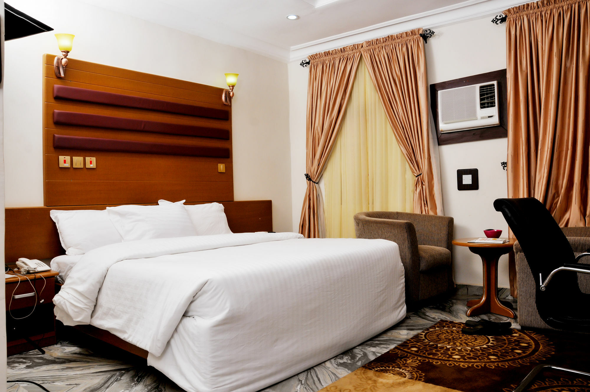 Hotel De Bently Abuja Exterior photo